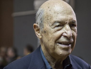 Κ.Σημίτης: Αναληθείς και ψευδείς οι ισχυρισμοί της τέως γραμματέως του άντρα της Siemens, Μιχάλη Χριστοφοράκου